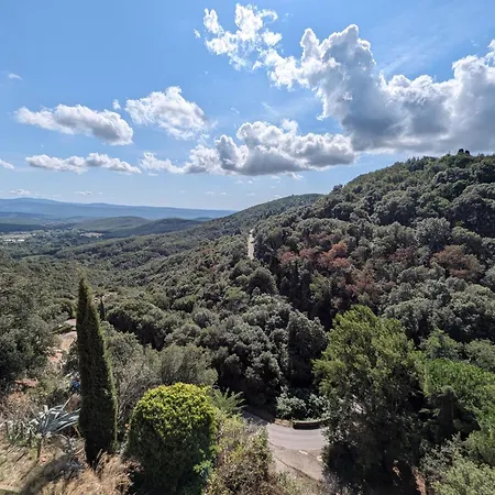 Il Palazzo, Le Fornaci 3* Sassetta